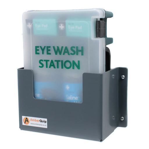 Eye wash station with wall bracket